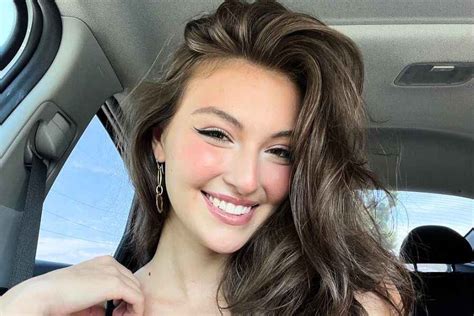 Belle Olivia Wiki, Age, Biography, Net Worth, Boyfriend, Family,。